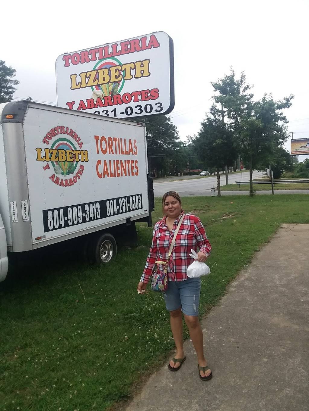 Tortilleria Lizbeth | restaurant | 5030 Jefferson Davis Hwy, Richmond, VA 23234, USA | 8045733636 OR +1 804-573-3636