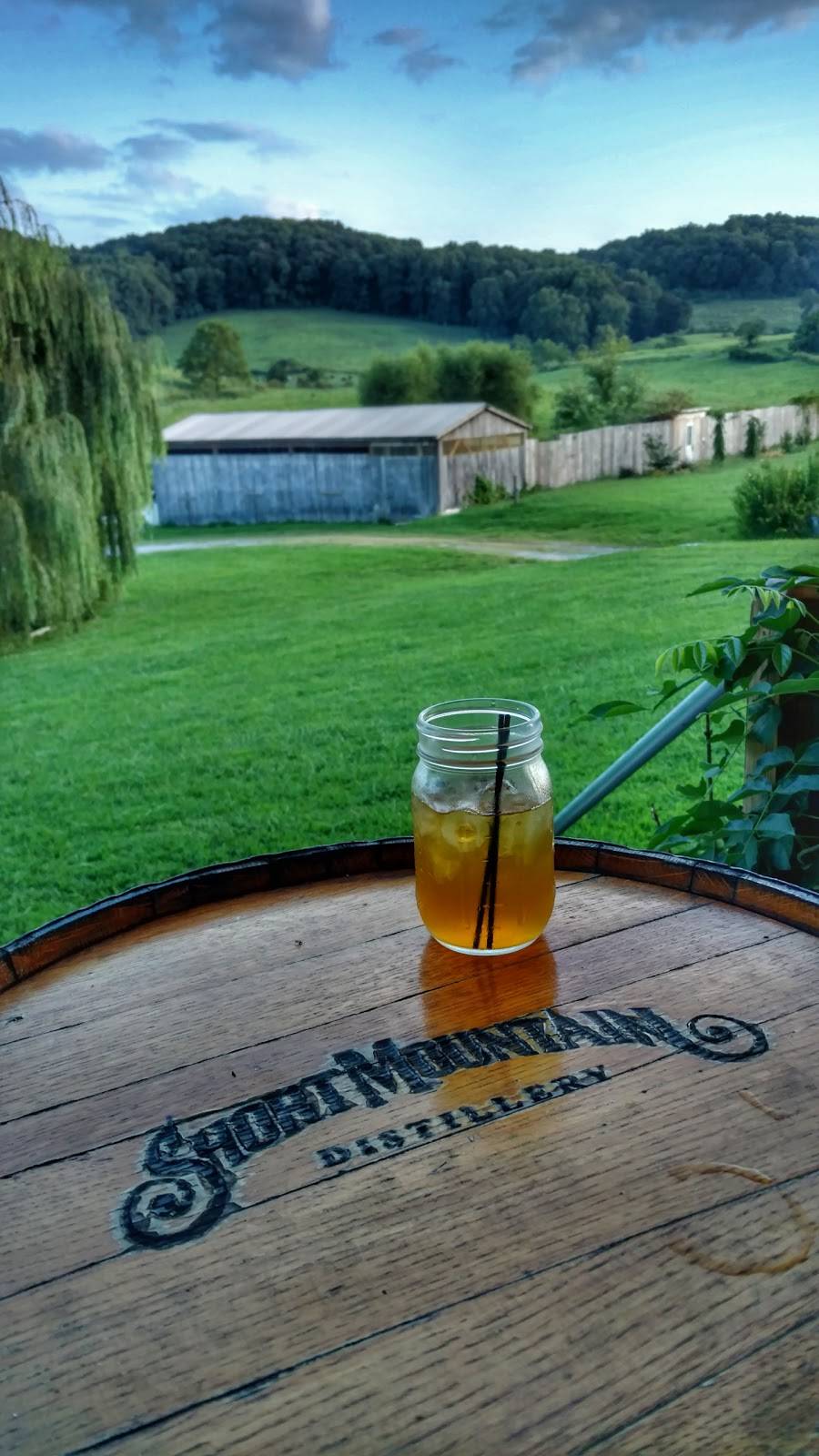 Short Mountain Distillery | restaurant | 8280 Short Mountain Rd, Woodbury, TN 37190, USA | 6155631243 OR +1 615-563-1243