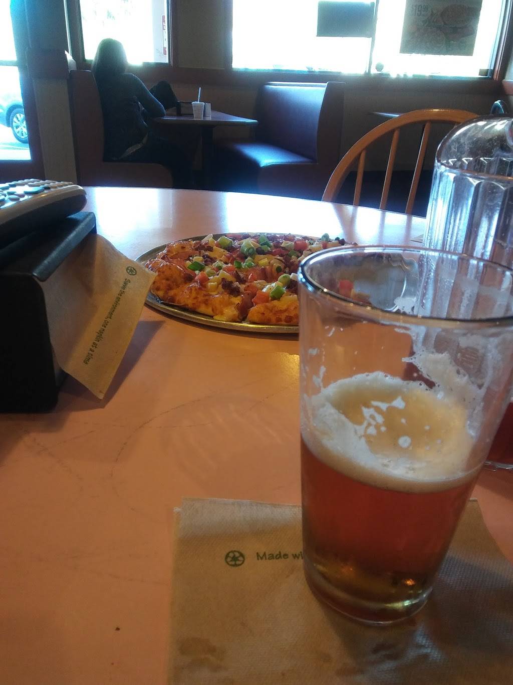 Round Table Pizza | meal delivery | 2633 Springs Rd, Vallejo, CA 94591, USA | 7076491234 OR +1 707-649-1234