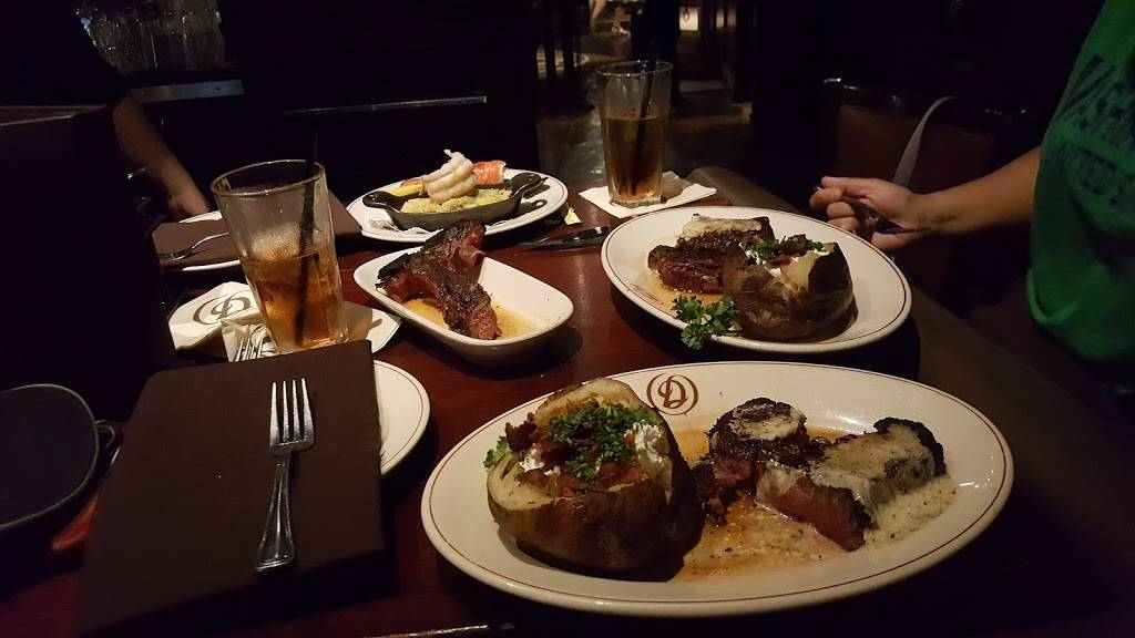 Daniels Broiler - South Lake Union | restaurant | 809 Fairview Pl N, Seattle, WA 98109, USA | 2066218262 OR +1 206-621-8262