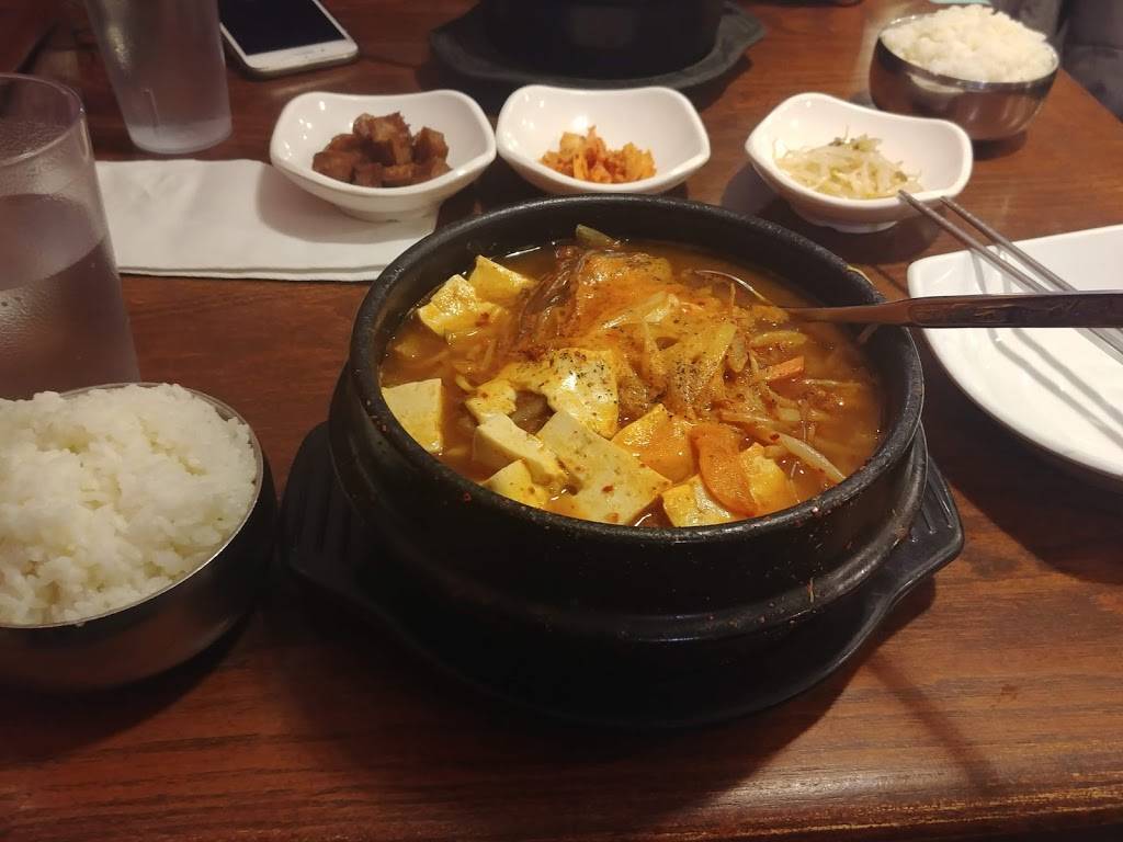 Sowon | restaurant | 170 University Ave W, Waterloo, ON N2L 3E9, Canada | 5192085678 OR +1 519-208-5678