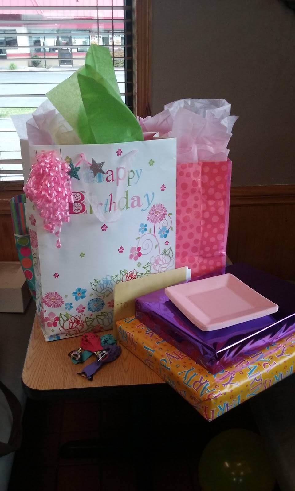 Pizza Plus | restaurant | 16415 Wise St, St Paul, VA 24283, USA | 2767627688 OR +1 276-762-7688