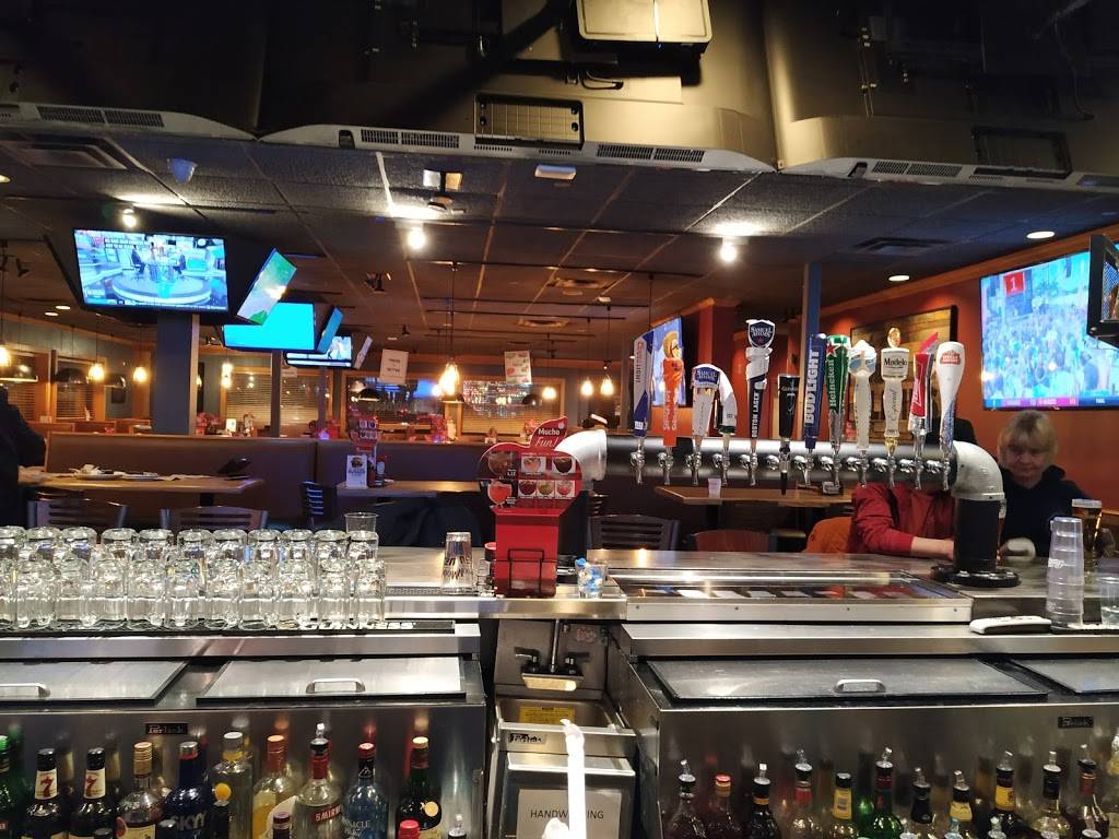 Applebees Grill + Bar | restaurant | 2505 Emmons Ave, Brooklyn, NY 11235, USA | 7187694889 OR +1 718-769-4889