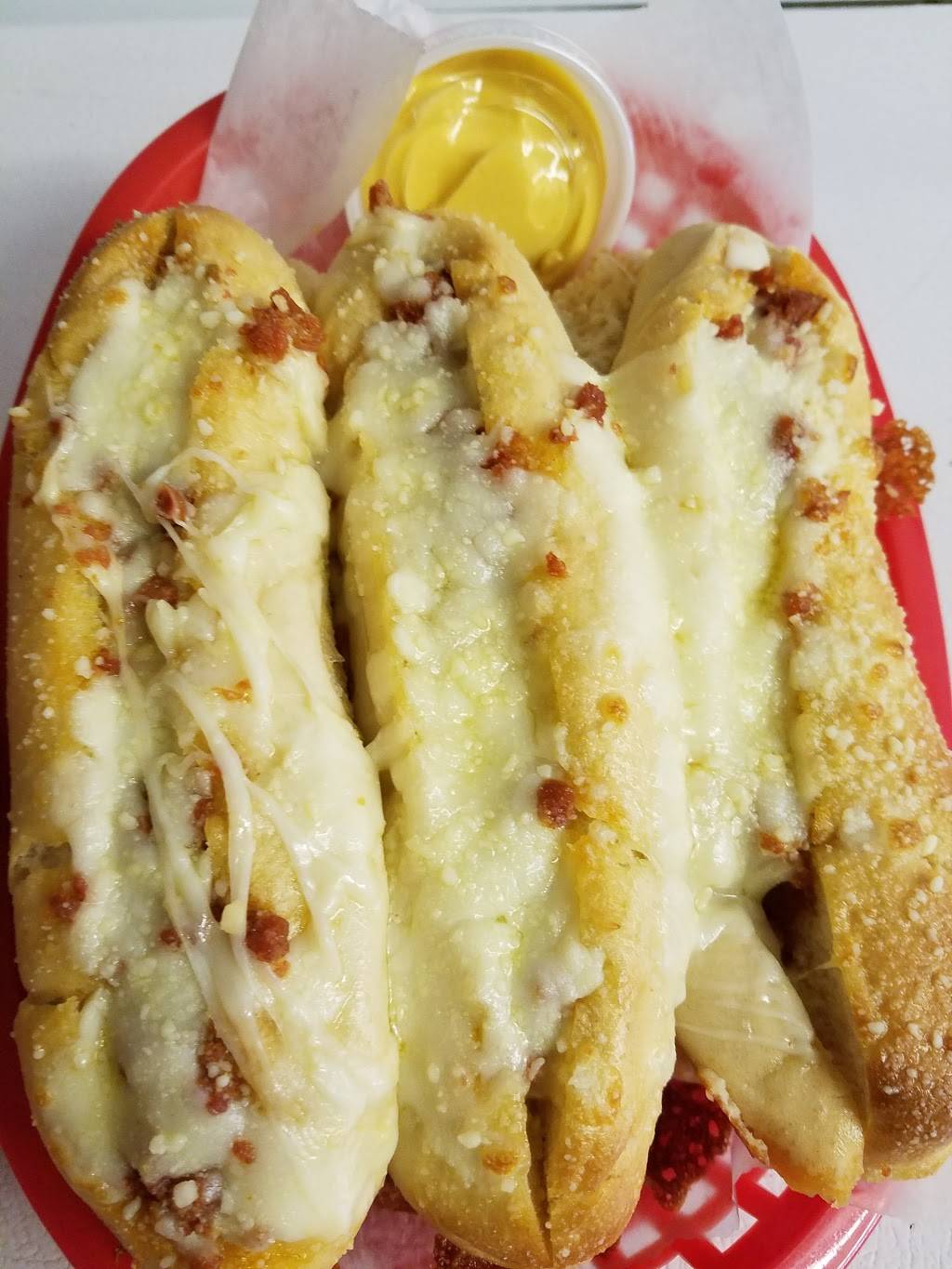 Family Pizzeria | restaurant | 818 N Sterling Ave, Veedersburg, IN 47987, USA | 7652940023 OR +1 765-294-0023