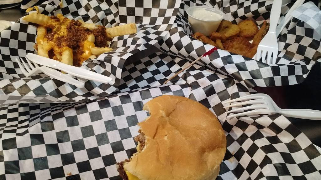 Park Road Soda Shoppe | restaurant | 800 Rogers Lake Rd, Kannapolis, NC 28081, USA | 7049330062 OR +1 704-933-0062