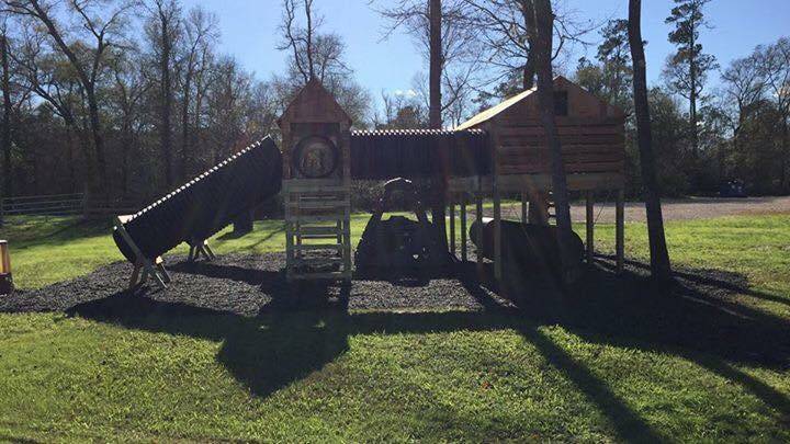 Red Tailz Crawfish | restaurant | 19705 TX-124, Beaumont, TX 77705, USA | 2816840033 OR +1 281-684-0033