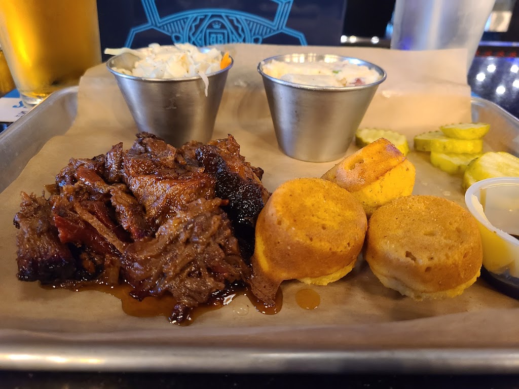 Smoke and Steel | restaurant | 471 Stillwater Ave, Bangor, ME 04401, USA | 2075731314 OR +1 207-573-1314