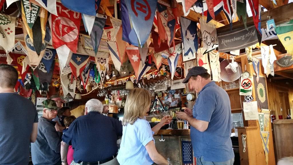 Coveside Marina & Restaurant | restaurant | 105 Cove Rd, New Harbor, ME 04554, USA | 2076448282 OR +1 207-644-8282