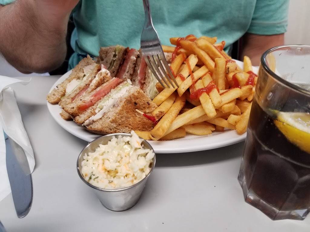 Kaileys Kafe | restaurant | 8 Loyalist Dr unit 6, Brighton, ON K0K 1H0, Canada | 6134759777 OR +1 613-475-9777