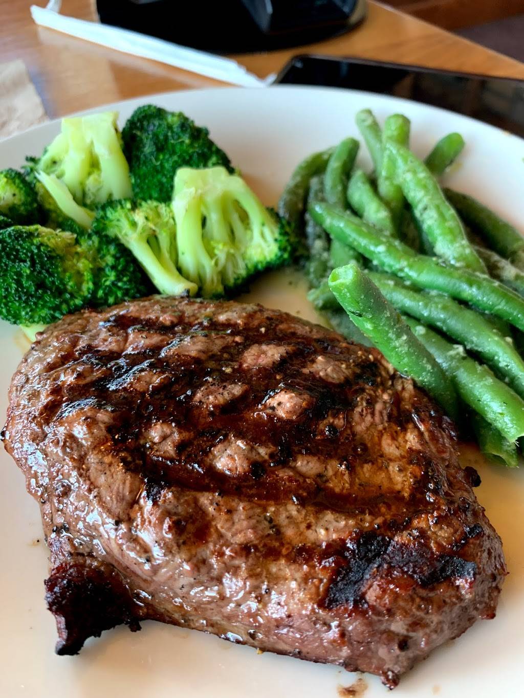 Applebees Grill + Bar | restaurant | 1766 Airway Blvd, El Paso, TX 79925, USA | 9157717630 OR +1 915-771-7630