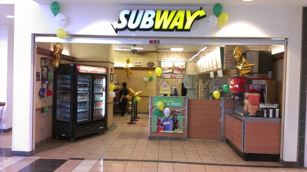 Subway Restaurants | restaurant | 5800 Hinsdale Oasis, Hinsdale, IL 60521, USA | 2242774355 OR +1 224-277-4355