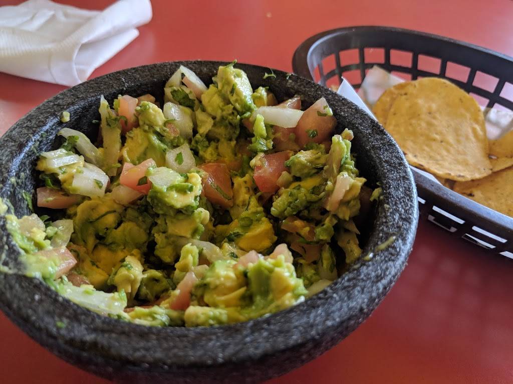 Chalateco | restaurant | 825 E El Camino Real, Mountain View, CA 94040, USA | 6509693026 OR +1 650-969-3026