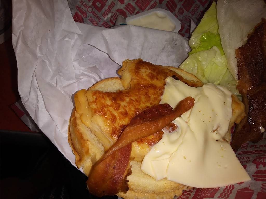 Jack in the Box | restaurant | 15 S Capitol Ave, San Jose, CA 95127, USA | 4082593443 OR +1 408-259-3443