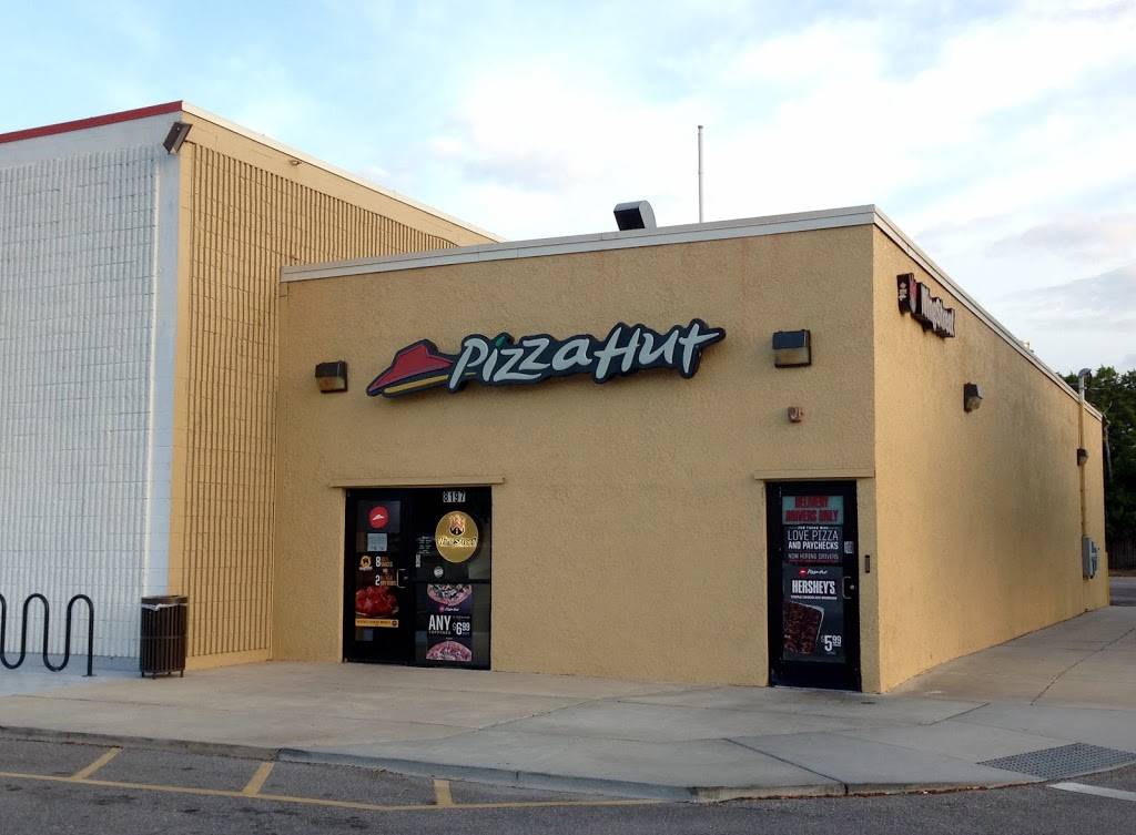 Pizza Hut | meal takeaway | 8197 S Tamiami Trail, Sarasota, FL 34231, USA | 9419211144 OR +1 941-921-1144