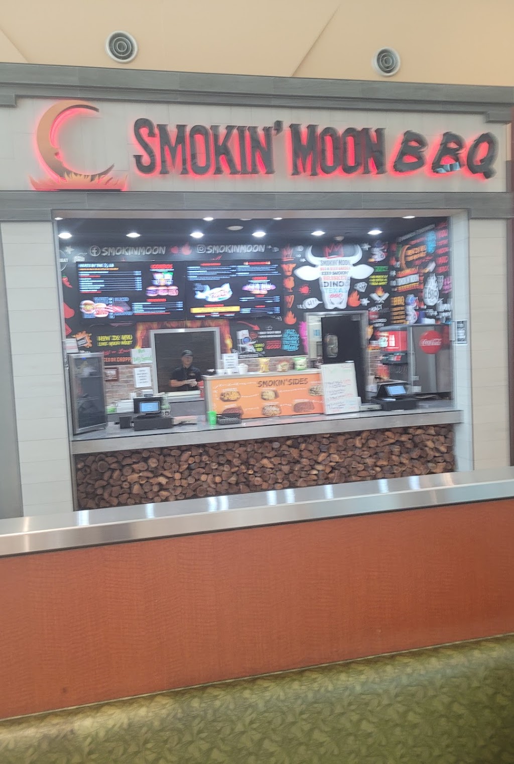 Smokin Moon Barbecue | restaurant | 2200 S 10th St Suite VC-02, McAllen, TX 78503, USA | 9569976328 OR +1 956-997-6328
