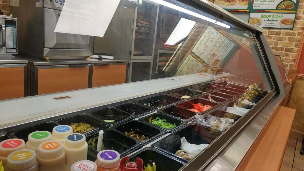 Subway Restaurants | restaurant | 455 E 116th St, New York, NY 10029, USA | 2123607576 OR +1 212-360-7576