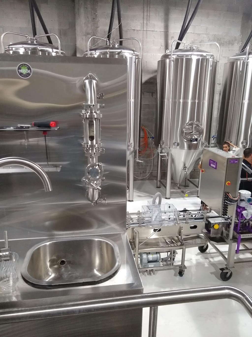 Prision Pals Brewing Co. | restaurant | 8302 NW 14th St, Doral, FL 33126, USA | 3054872780 OR +1 305-487-2780