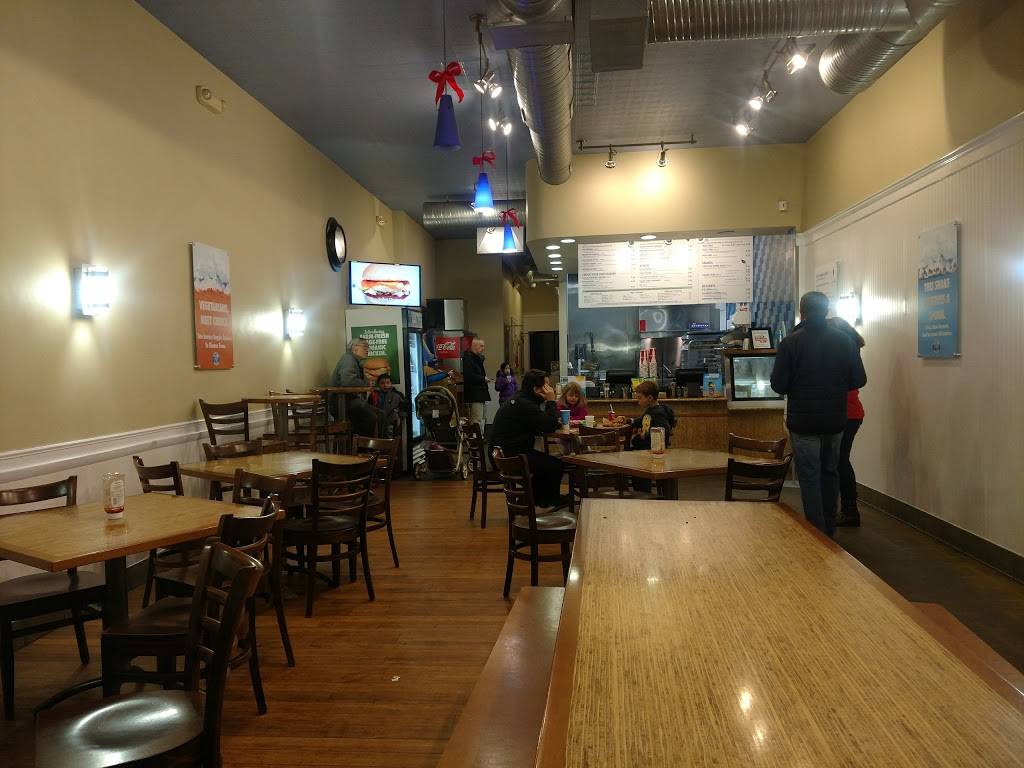 Elevation Burger | meal takeaway | 2447 N Harrison St, Arlington, VA 22207, USA | 7035342302 OR +1 703-534-2302