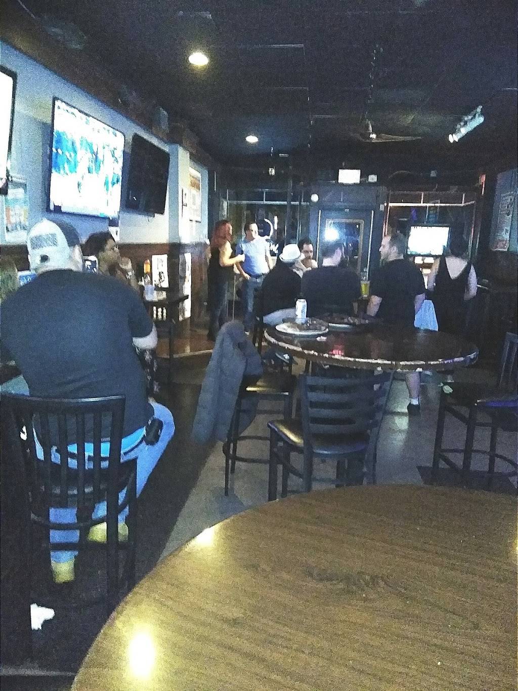 Lakewood Village Tavern | restaurant | 13437 Madison Ave, Lakewood, OH 44107, USA | 2165210301 OR +1 216-521-0301