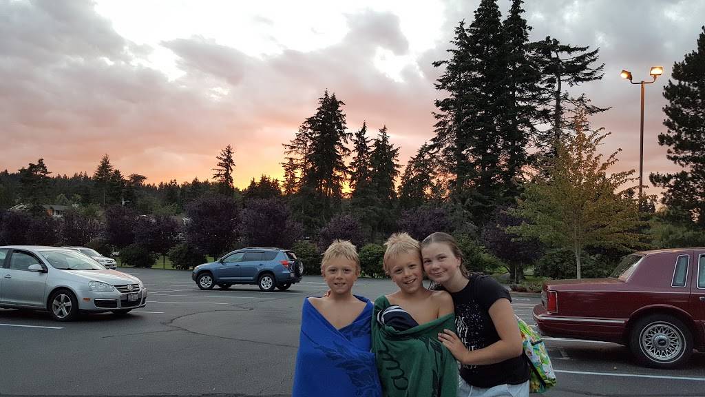 Mulligans at Tam oShanter | restaurant | 1313 183rd Ave NE, Bellevue, WA 98008, USA | 42574638551 OR +1 425-746-3855 ext. 1