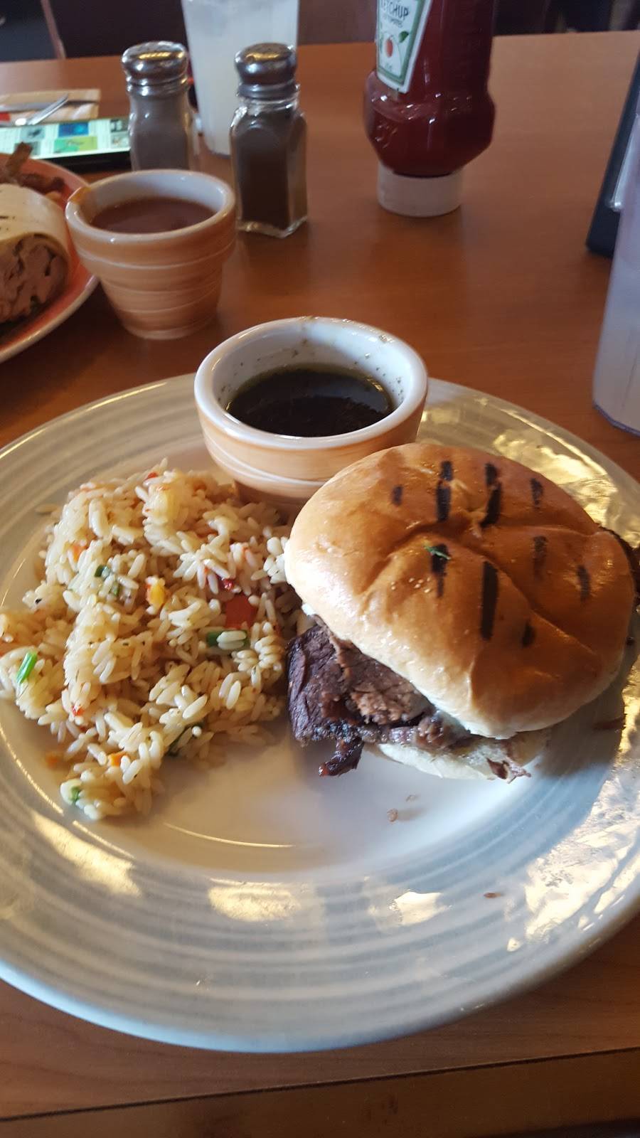 Swiss Chalet | restaurant | 491 Towerhill Rd, Peterborough, ON K9H 7S3, Canada | 7057457997 OR +1 705-745-7997