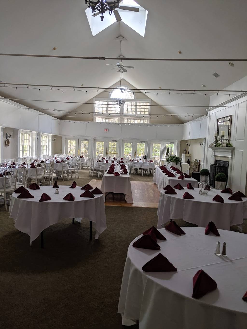 Grill 37 | restaurant | 37 Putnam Rd, Pomfret Center, CT 06259, USA | 8603155640 OR +1 860-315-5640