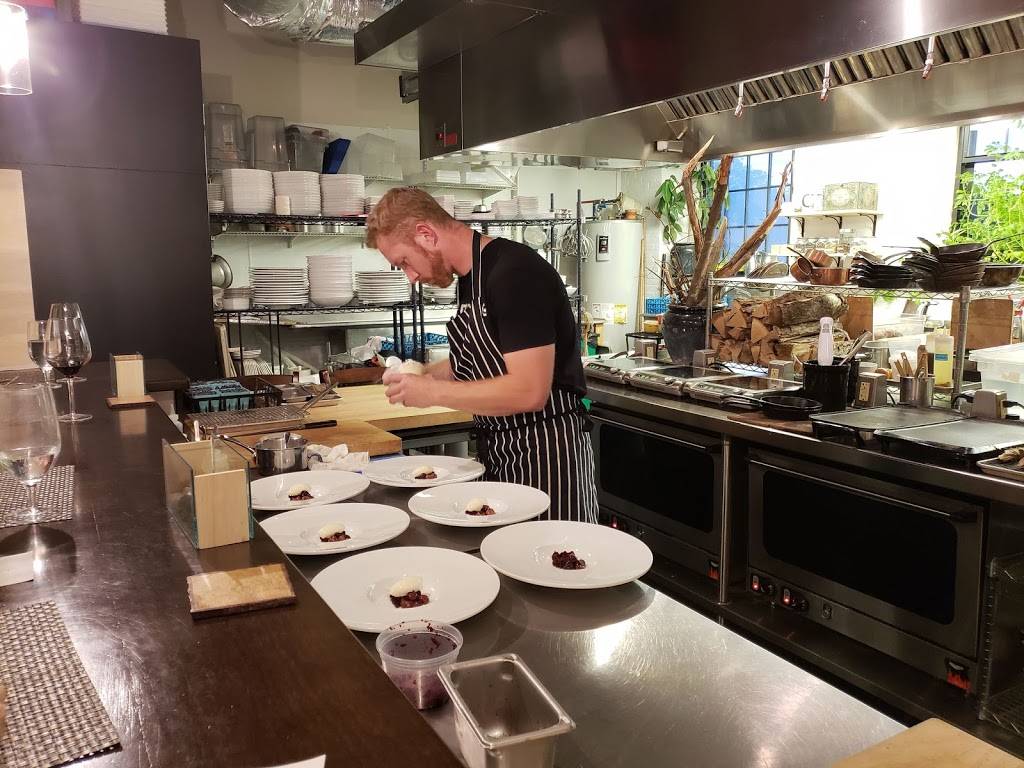 Stages at One Washington | restaurant | 1 Washington St Suite 325, Dover, NH 03820, USA | 6038424077 OR +1 603-842-4077