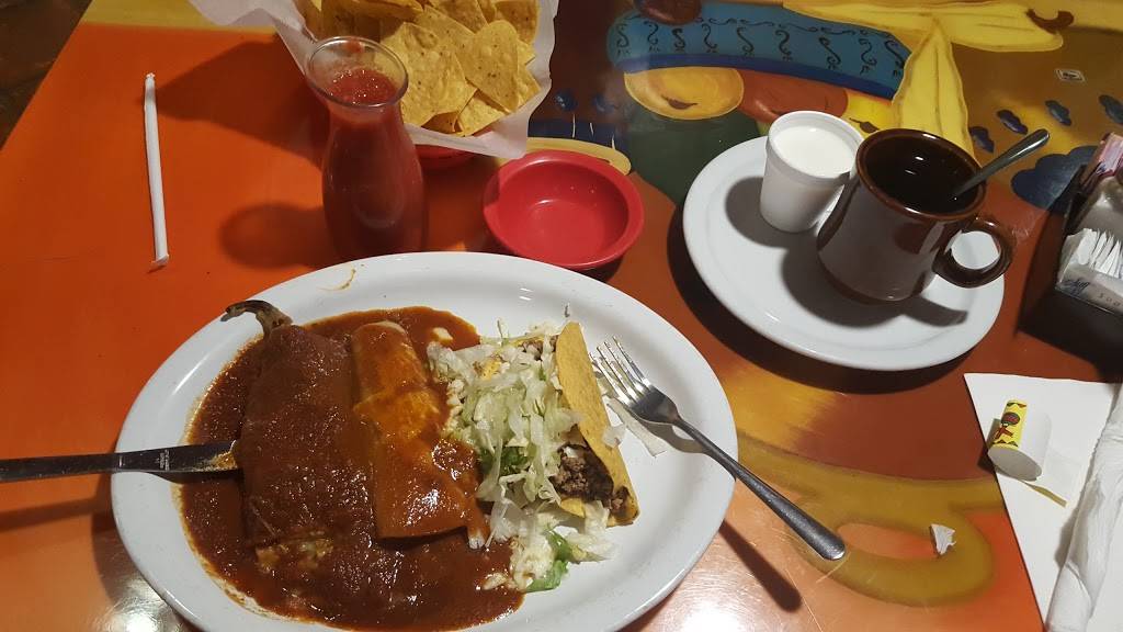 El Pueblito | restaurant | 2143 Jacksboro Pike, LaFollette, TN 37766, USA | 4235668696 OR +1 423-566-8696