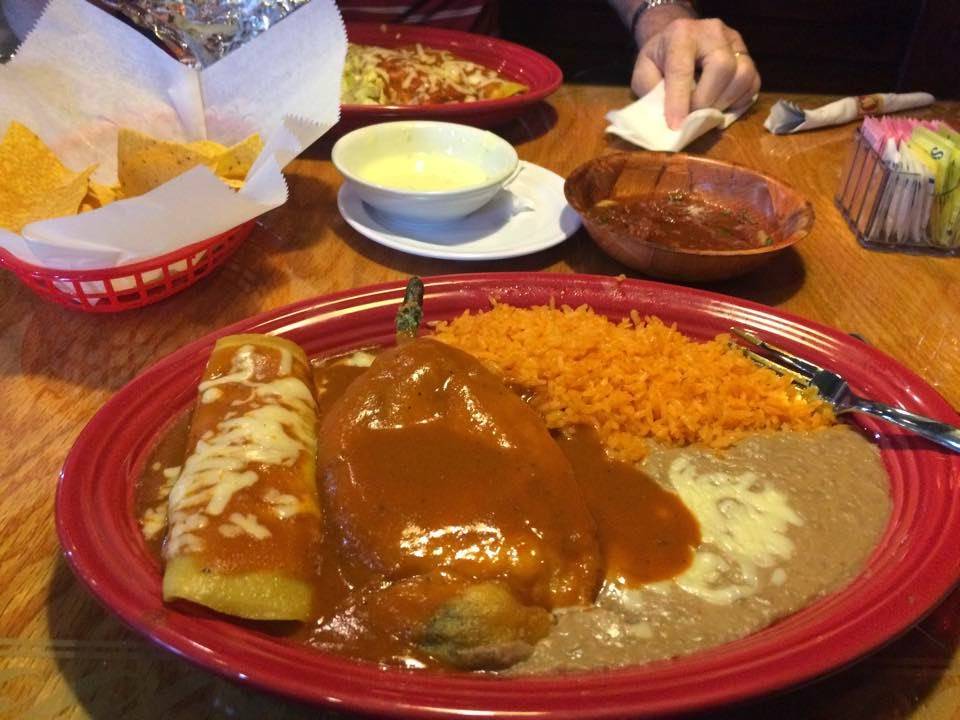 Hacienda Coyotes Grill | restaurant | 2433 S 3rd St, Terre Haute, IN 47802, USA | 8122346438 OR +1 812-234-6438