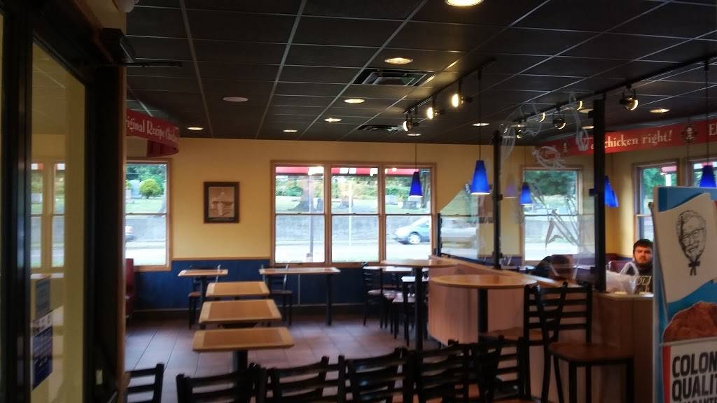 KFC | restaurant | 1030 N Tuscarawas Ave, Dover, OH 44622, USA | 3303431155 OR +1 330-343-1155