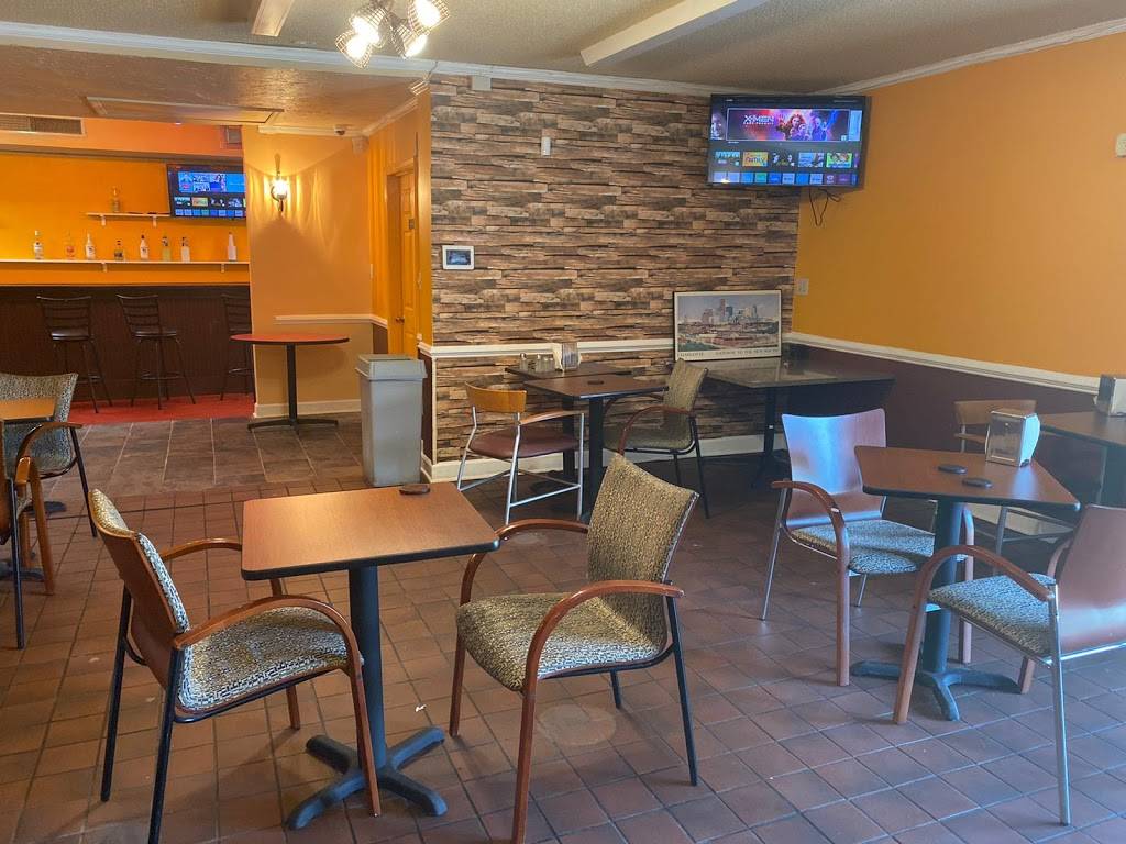 African Kitchen Restaurant & Bar | restaurant | 6024 The Plaza, Charlotte, NC 28215, USA | 7045324279 OR +1 704-532-4279