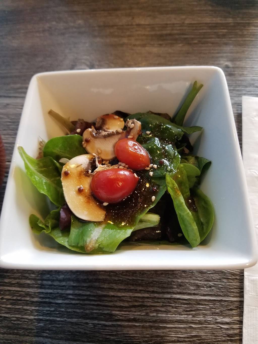 Makitto Sushi | restaurant | 1055 N Dobson Rd ste 106, Mesa, AZ 85201, USA | 4805086761 OR +1 480-508-6761