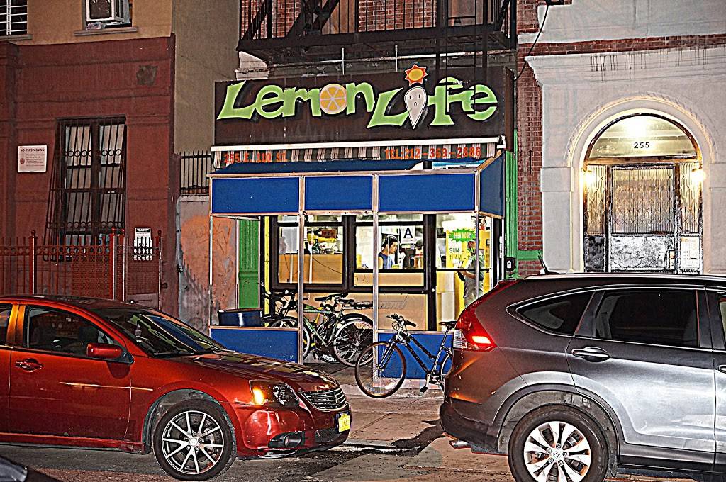 Sushi Lemon Life | restaurant | 255 E 110th St, New York, NY 10029, USA | 2123692886 OR +1 212-369-2886