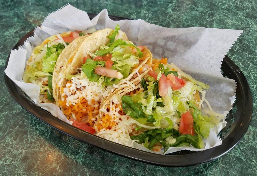 El Famous Burrito Naperville | restaurant | 598 IL-59, Naperville, IL 60540, USA | 6305271187 OR +1 630-527-1187