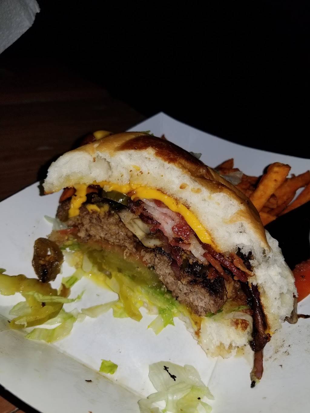 Freiheit Country Store | restaurant | 2157 FM1101, New Braunfels, TX 78130, USA | 8306259400 OR +1 830-625-9400