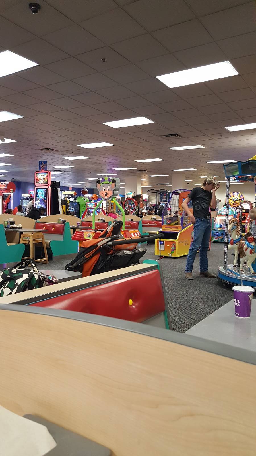 Chuck E. Cheeses | restaurant | 2303 E Central Texas Expy, Killeen, TX 76541, USA | 2546901400 OR +1 254-690-1400