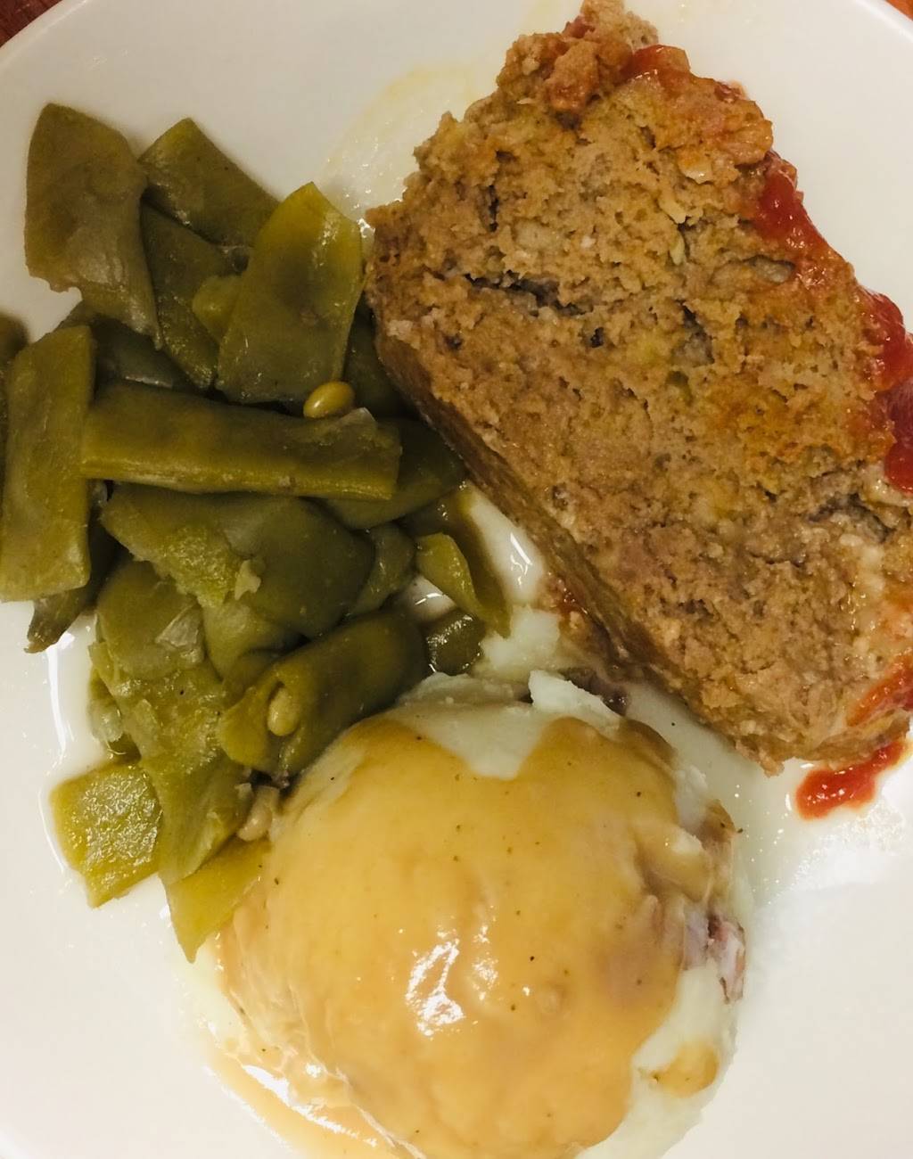 Fat Johnny’s Comfort and Soul | restaurant | 115 S Main St, Columbiana, AL 35051, USA | 2056715331 OR +1 205-671-5331