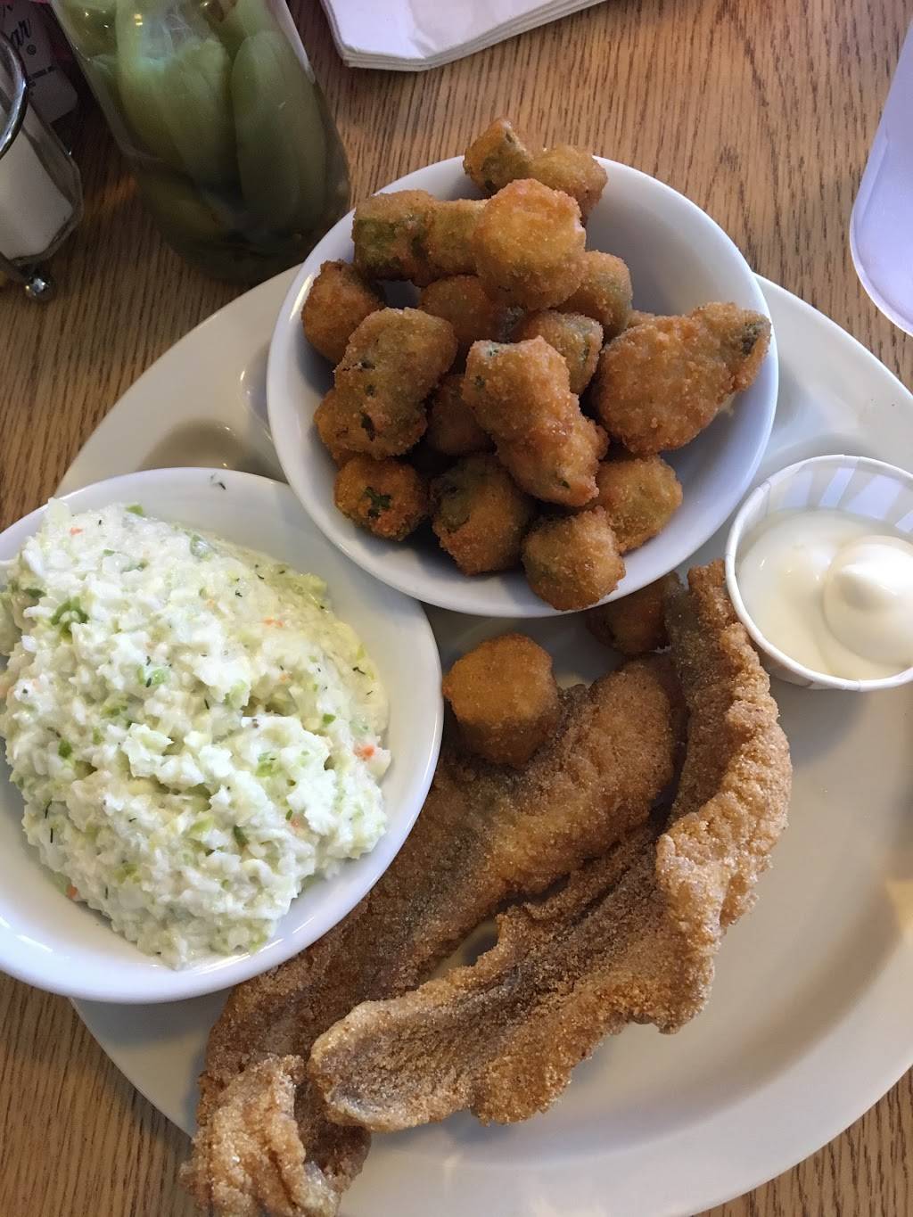 Catfish Galley | restaurant | 2002 N Highland Ave, Jackson, TN 38305, USA | 7316687555 OR +1 731-668-7555