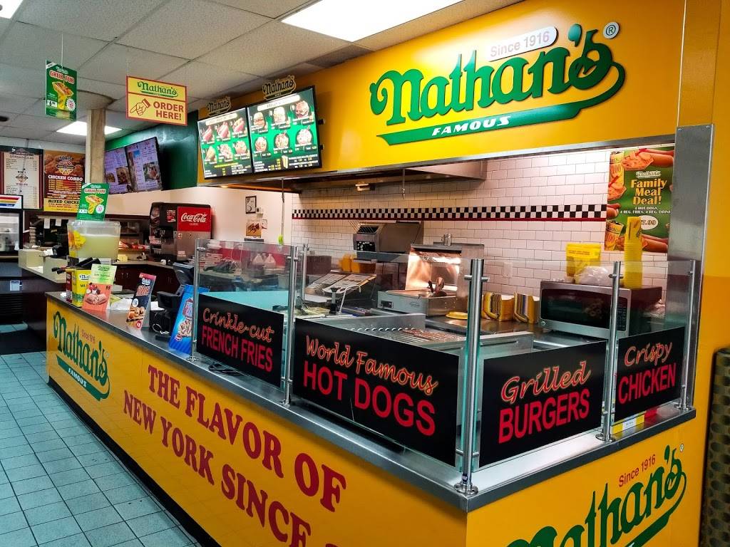 Nathans Famous | restaurant | 1500 Garrett Rd, Upper Darby, PA 19082, USA | 6106267717 OR +1 610-626-7717