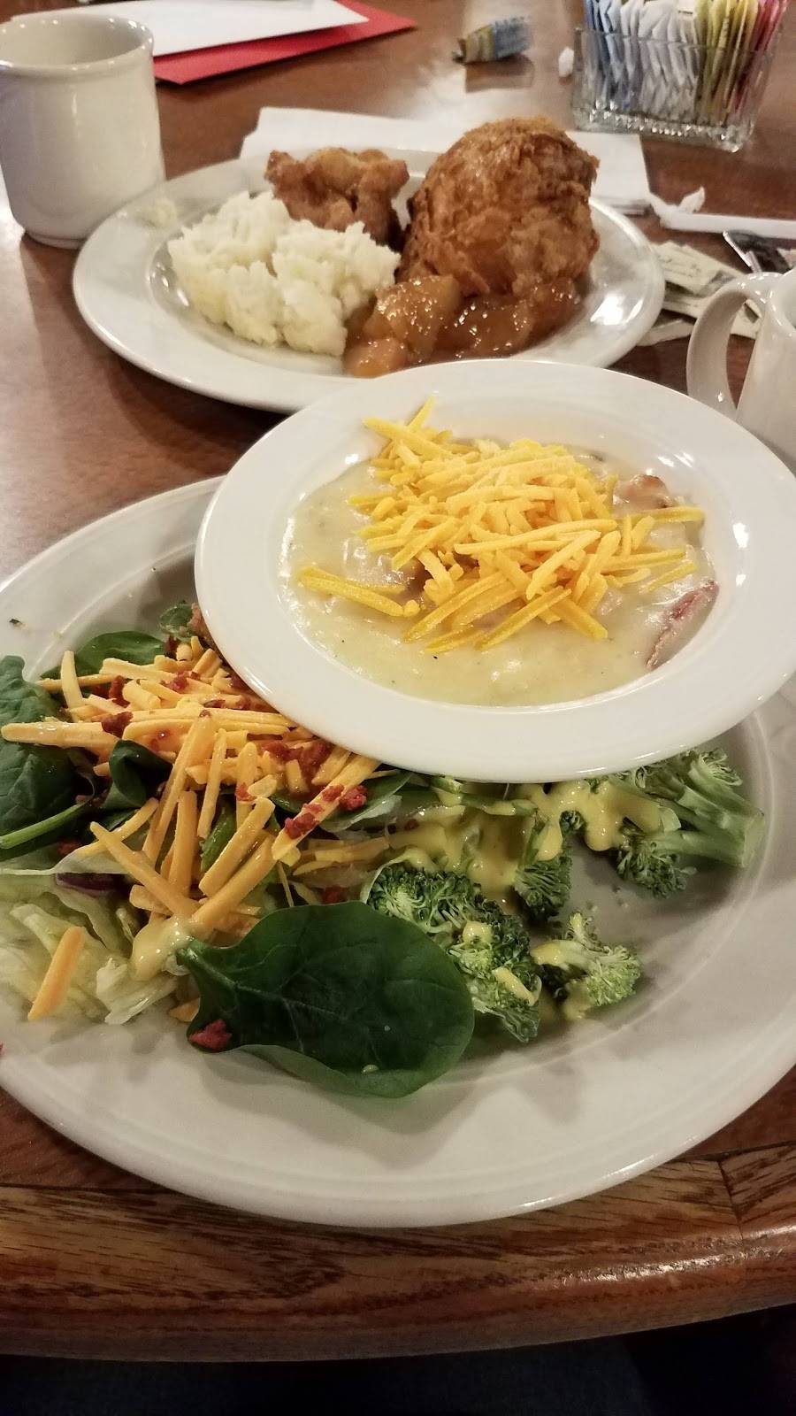 Hidden Waters Restaraunt | restaurant | 10299 Maysville Rd, Carlisle, KY 40311, USA | 8592895507 OR +1 859-289-5507