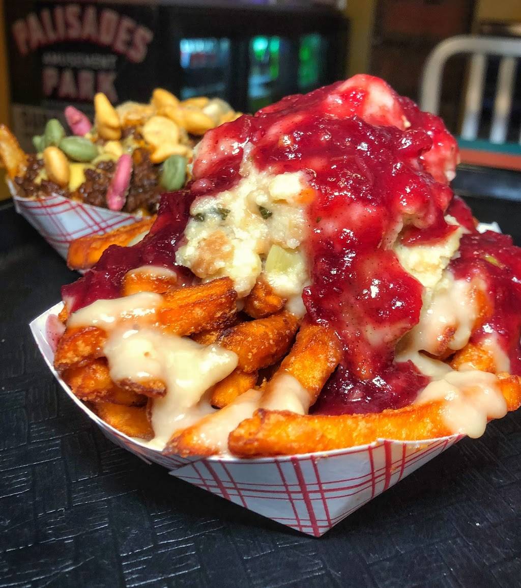 Callahans | restaurant | 10 Broad St, Norwood, NJ 07648, USA | 8444683641 OR +1 844-468-3641