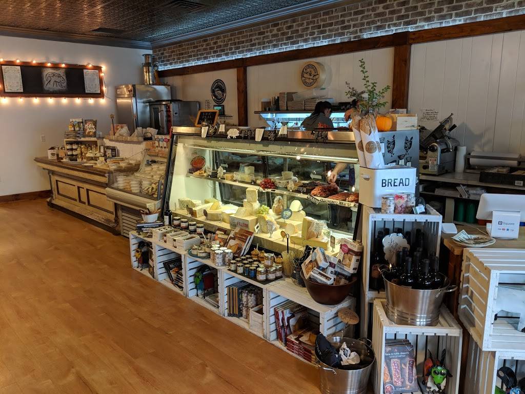 Door County Creamery | restaurant | 10653 N Bay Shore Dr, Sister Bay, WI 54234, USA | 9208543388 OR +1 920-854-3388