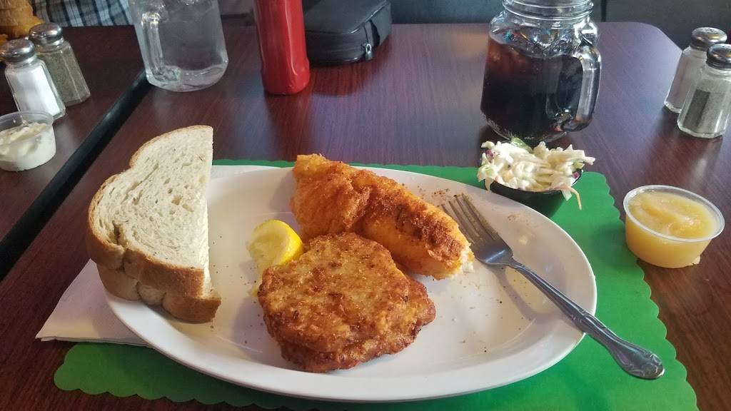 68 Street Pub | restaurant | 6800 W Layton Ave, Milwaukee, WI 53220, USA | 4142829944 OR +1 414-282-9944