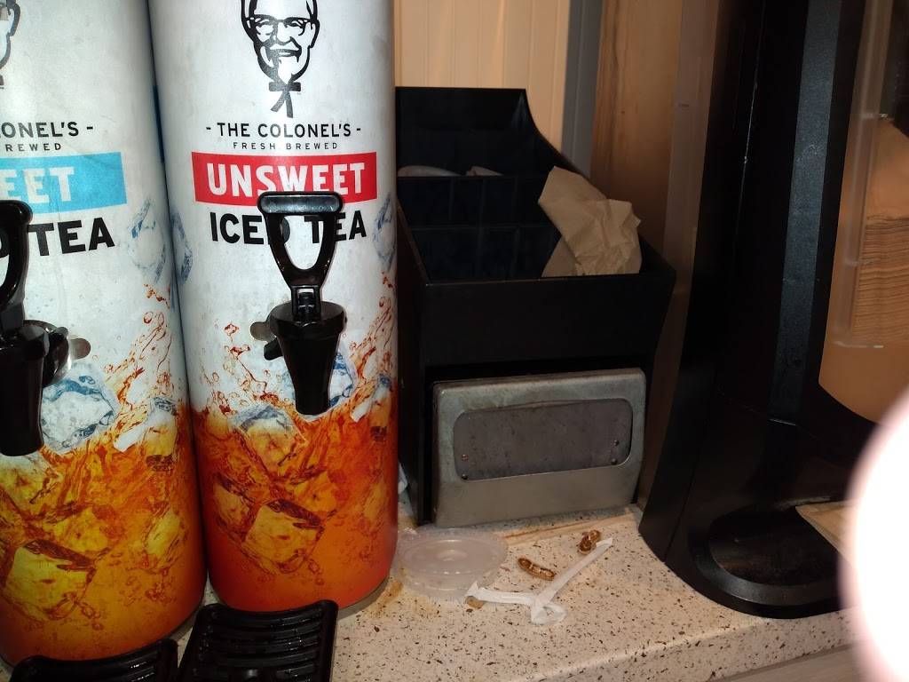 KFC | restaurant | 7285 US-431, Albertville, AL 35950, USA | 2568786869 OR +1 256-878-6869