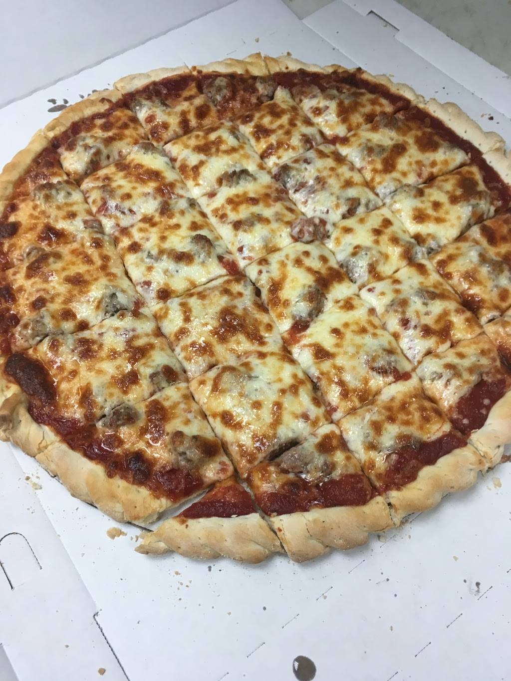 Lolas Pizza Palace | restaurant | 1279 N Rand Rd, Arlington Heights, IL 60004, USA | 8478731125 OR +1 847-873-1125