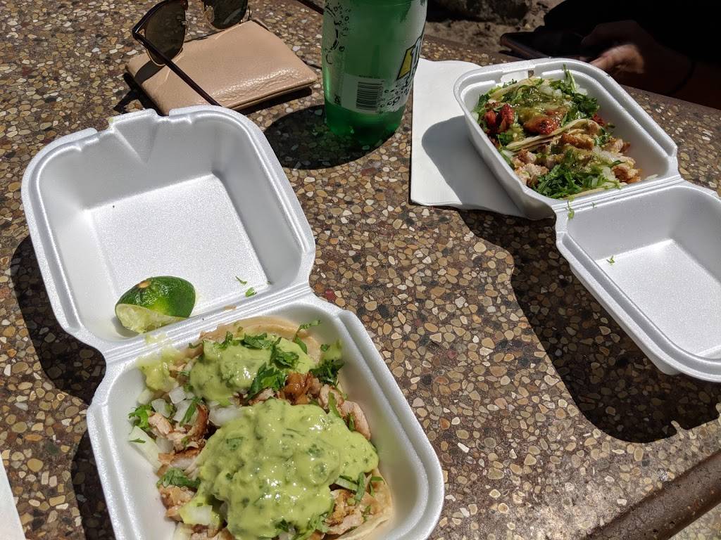 Mercado Guadalajara | restaurant | 2454 W Hillcrest Dr #108, Newbury Park, CA 91320, USA | 8053761308 OR +1 805-376-1308