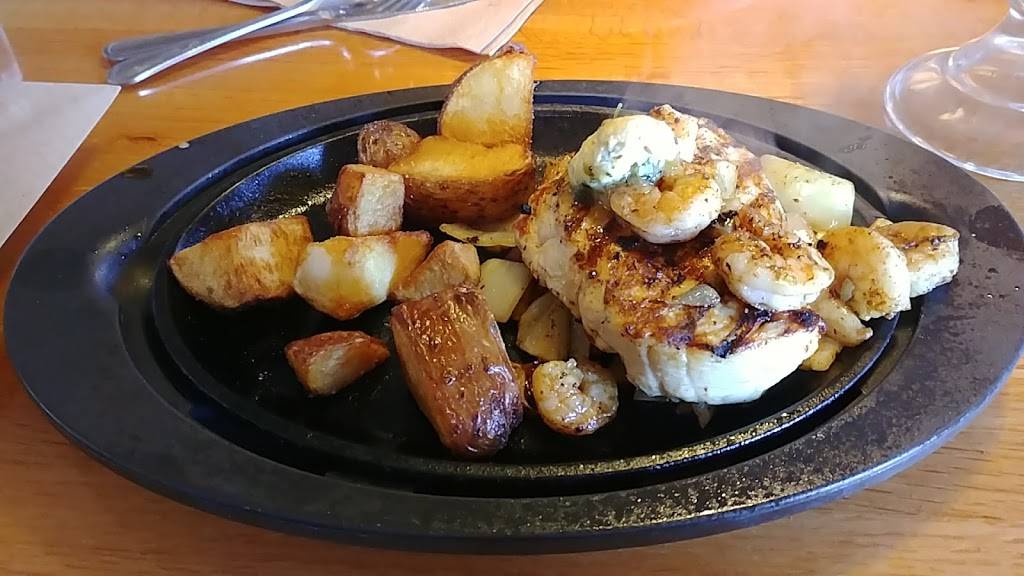 Applebees Grill + Bar | restaurant | Andorra Shopping Center, 701 Cathedral Rd Unit 15, Philadelphia, PA 19128, USA | 2154822809 OR +1 215-482-2809