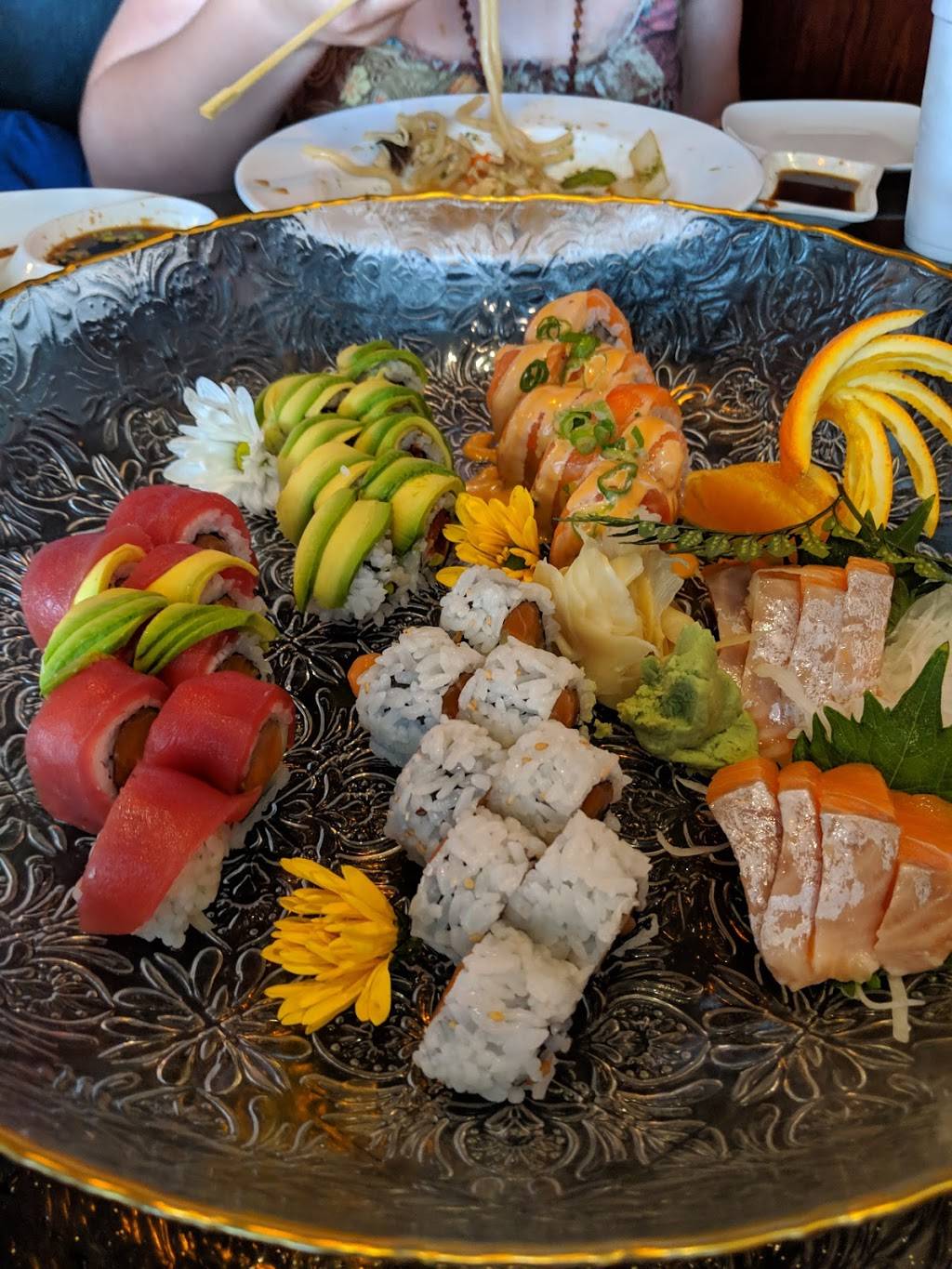 The Star Thai & Sushi Venice | restaurant | 531 U.S. 41 Bypass N, Venice, FL 34292, USA | 9414853981 OR +1 941-485-3981