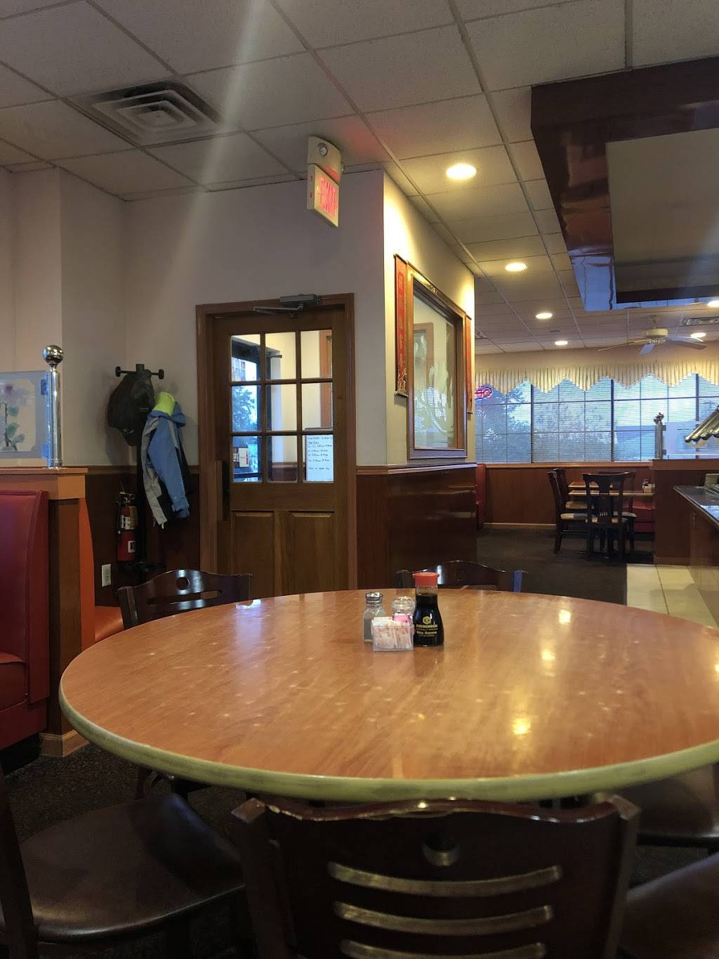 Golden China Restaurant | restaurant | 1423 N Shenandoah Ave, Front Royal, VA 22630, USA | 5406353688 OR +1 540-635-3688