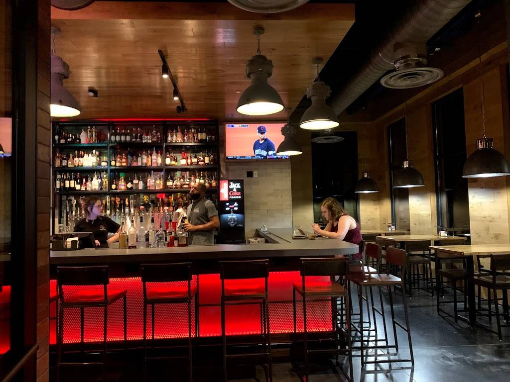 Mellow Mushroom | restaurant | 9600 Brier Creek Pkwy, Raleigh, NC 27617, USA | 9848880513 OR +1 984-888-0513